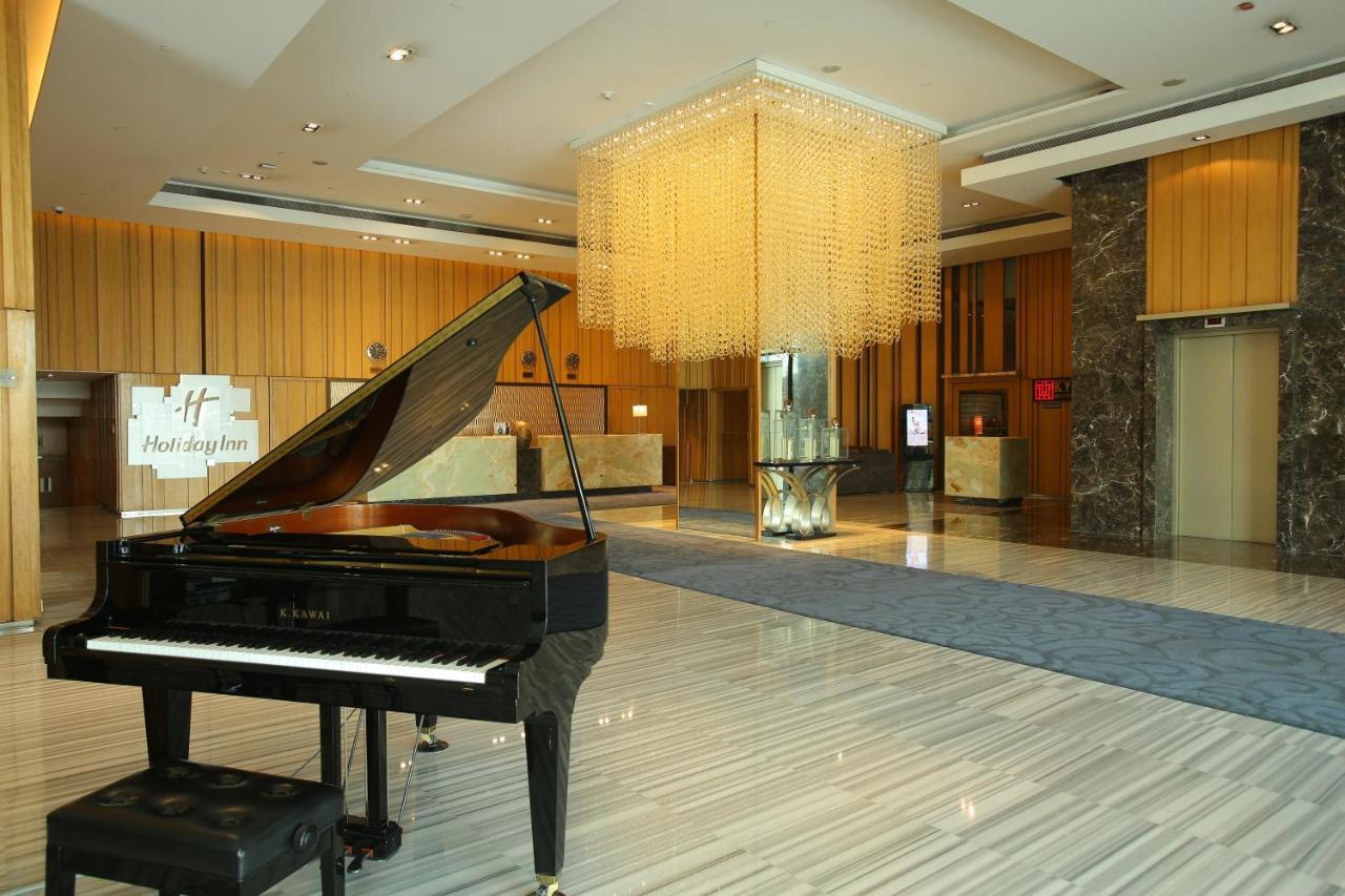 Holiday Inn New Delhi Mayur Vihar Noida By Ihg מראה חיצוני תמונה Lobby