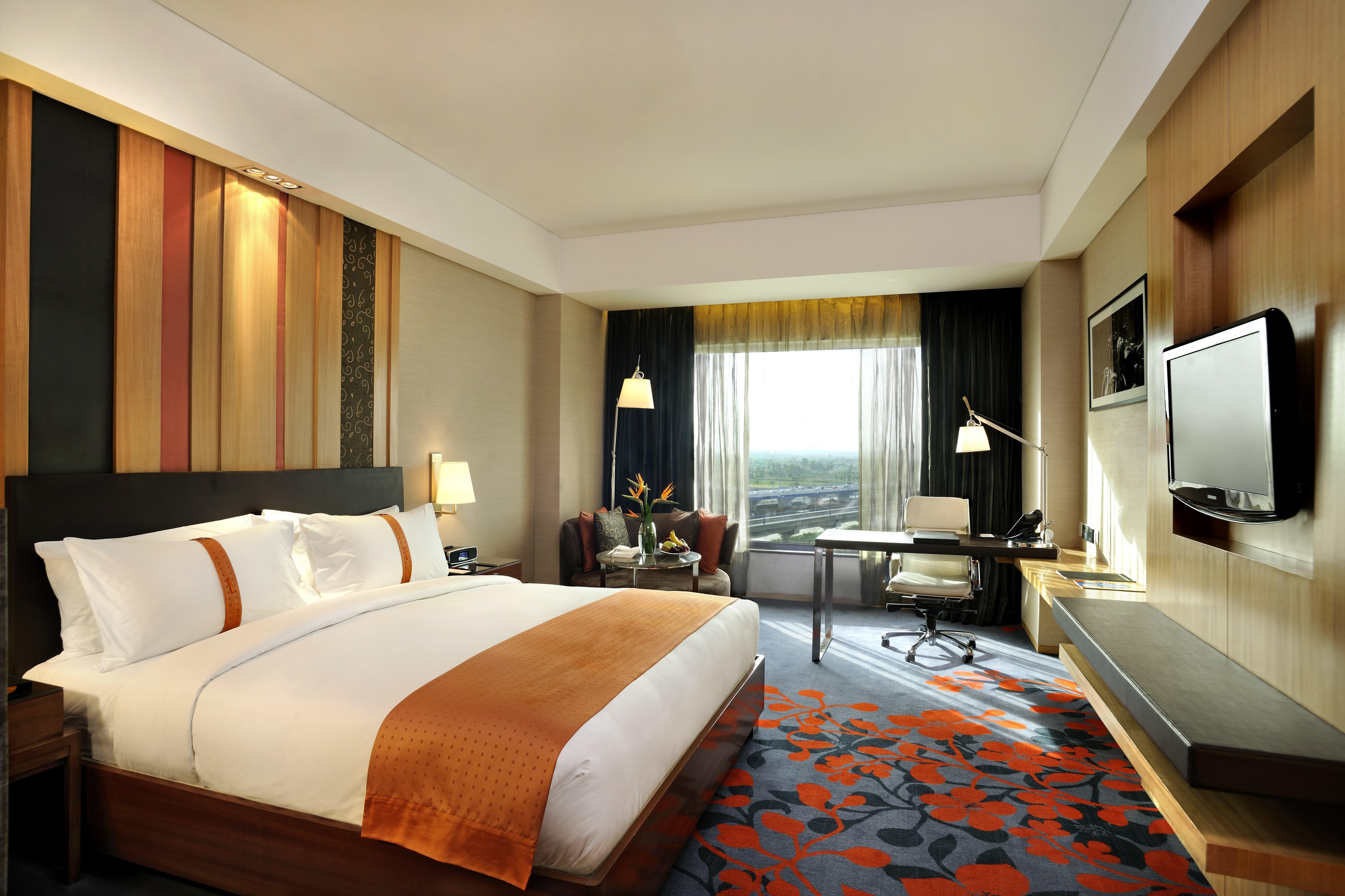 Holiday Inn New Delhi Mayur Vihar Noida By Ihg חדר תמונה A room at the hotel