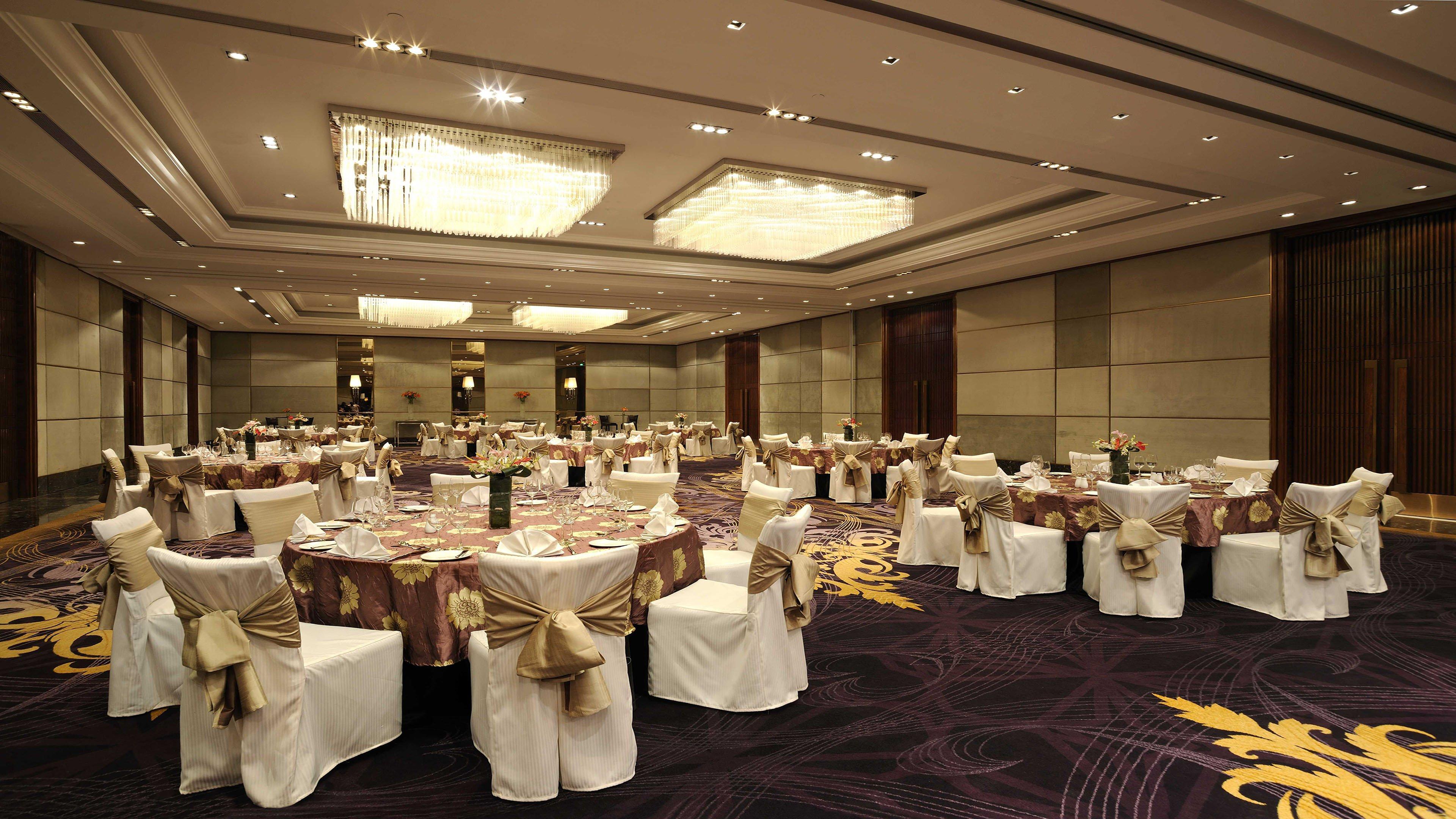 Holiday Inn New Delhi Mayur Vihar Noida By Ihg מראה חיצוני תמונה The ballroom