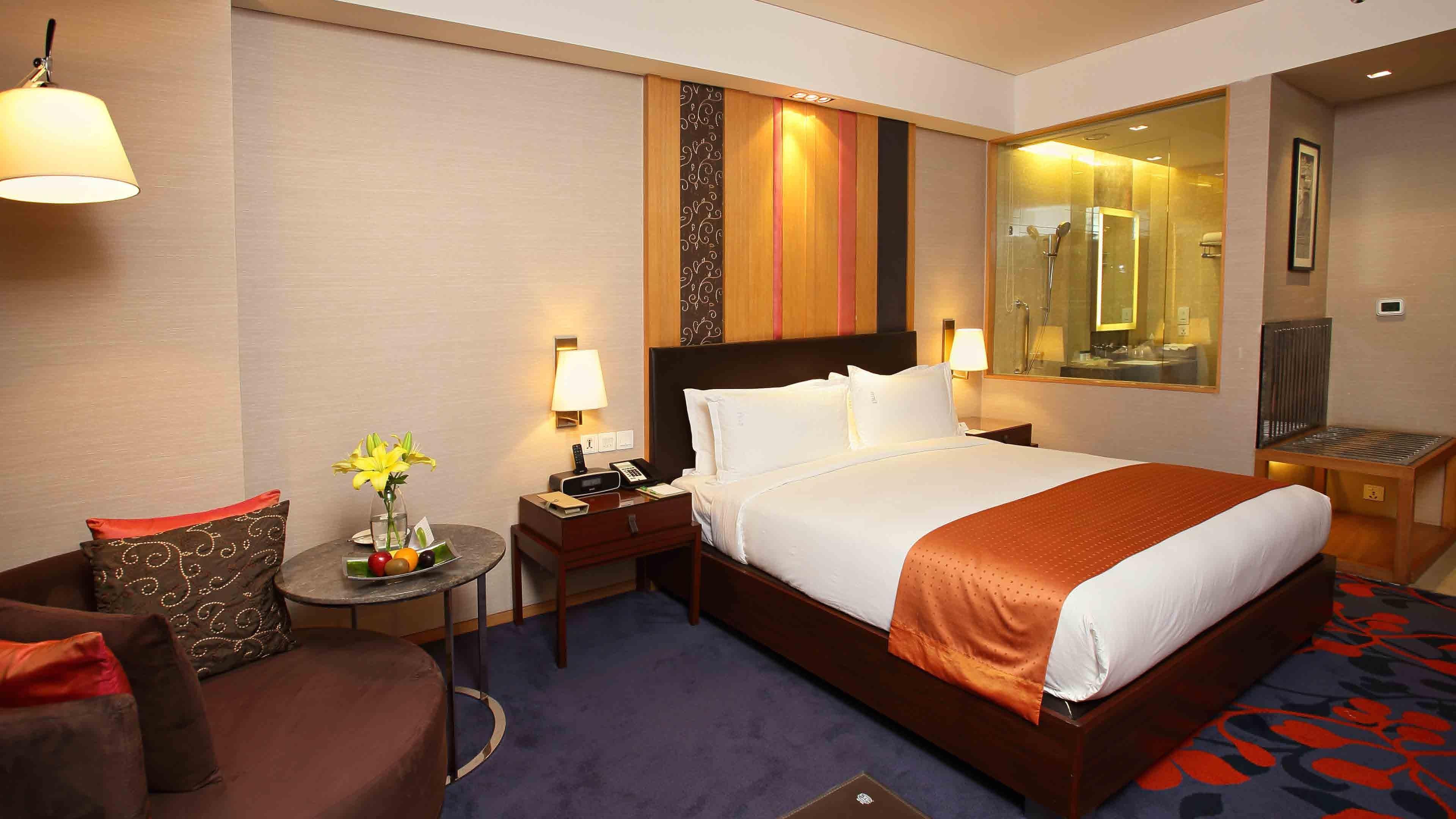 Holiday Inn New Delhi Mayur Vihar Noida By Ihg מראה חיצוני תמונה A room at the hotel