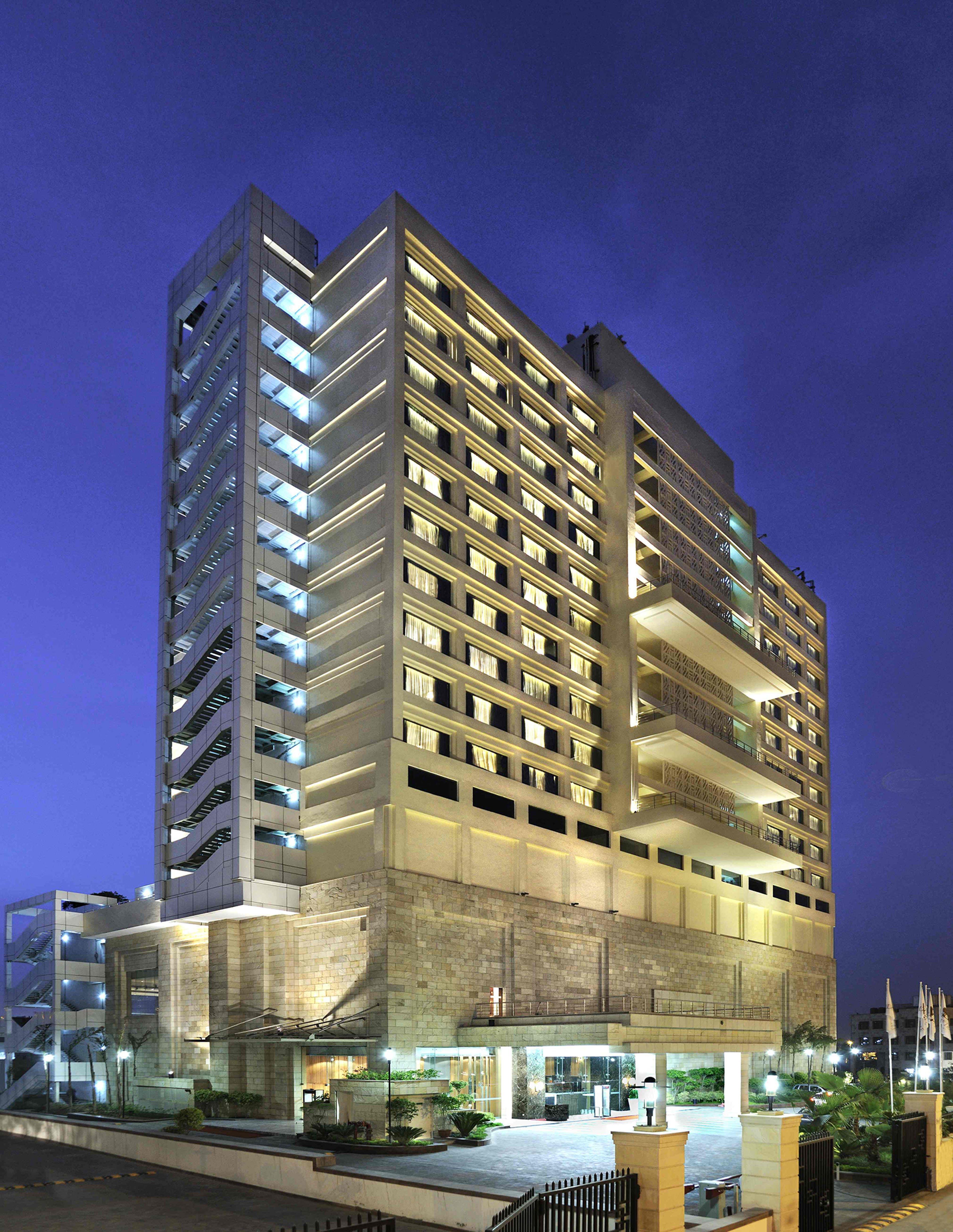 Holiday Inn New Delhi Mayur Vihar Noida By Ihg מראה חיצוני תמונה The Park, New Delhi