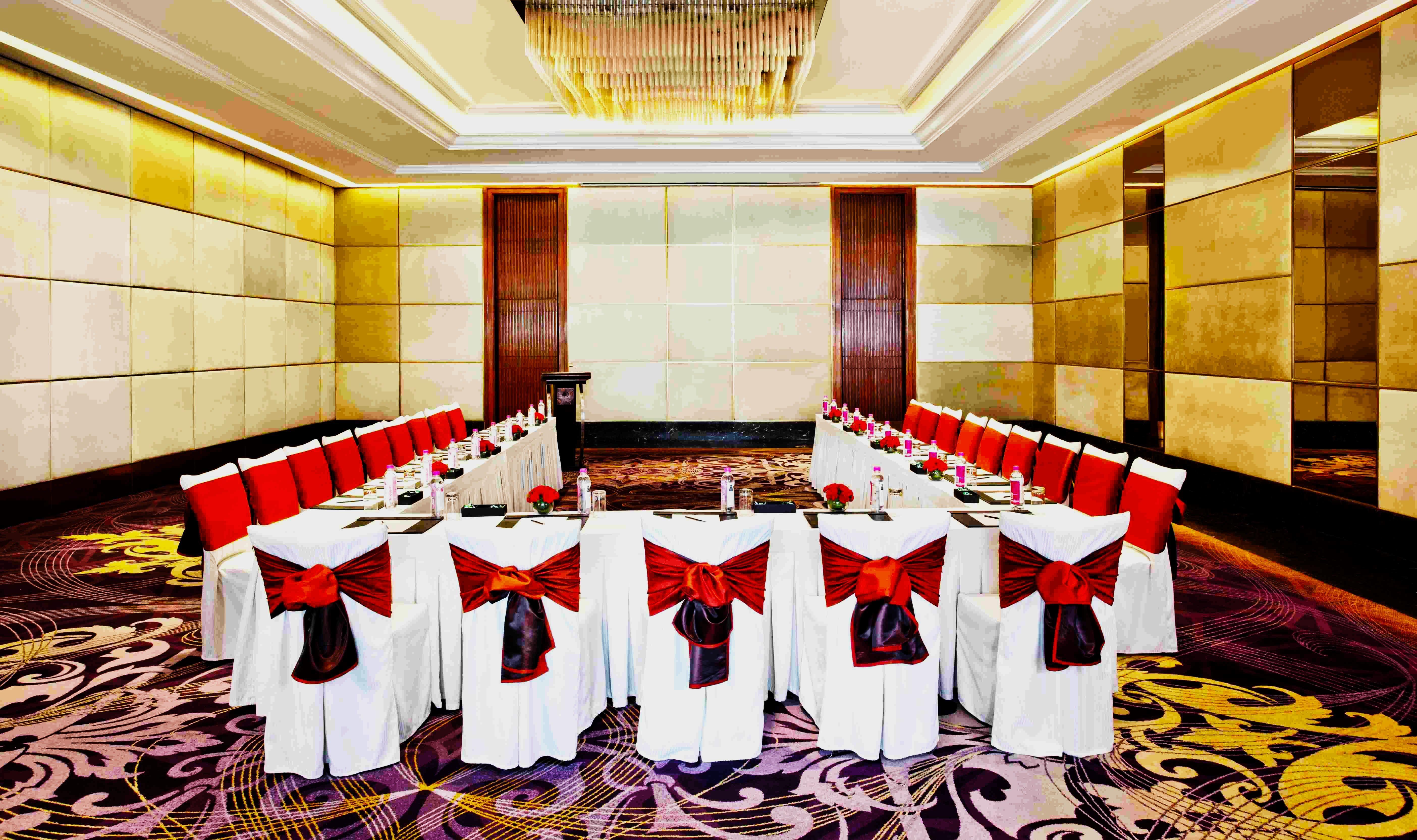 Holiday Inn New Delhi Mayur Vihar Noida By Ihg מראה חיצוני תמונה Meeting room